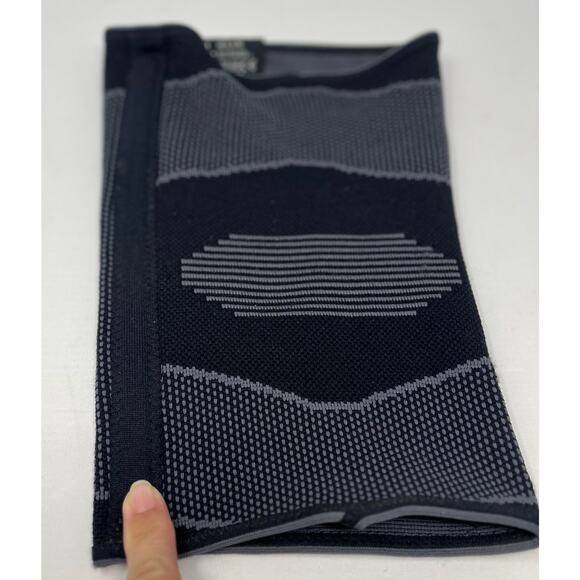 McDavid 5116 Gel Knee Sleeve Size XL Pre-Owned in good condition - Picture 4 of 8